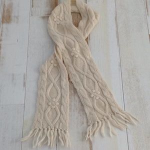 Old navy scarf